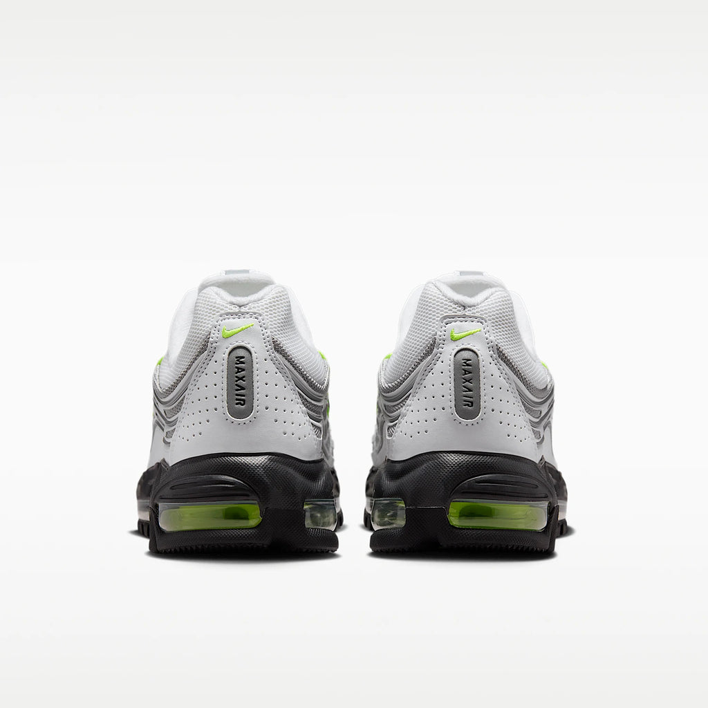 Nike AIR MAX Authentic Chaussure IQ0290-100