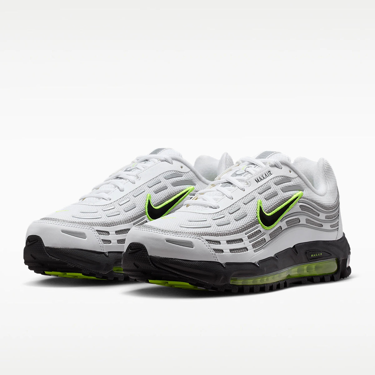 Nike AIR MAX Authentic Chaussure IQ0290-100