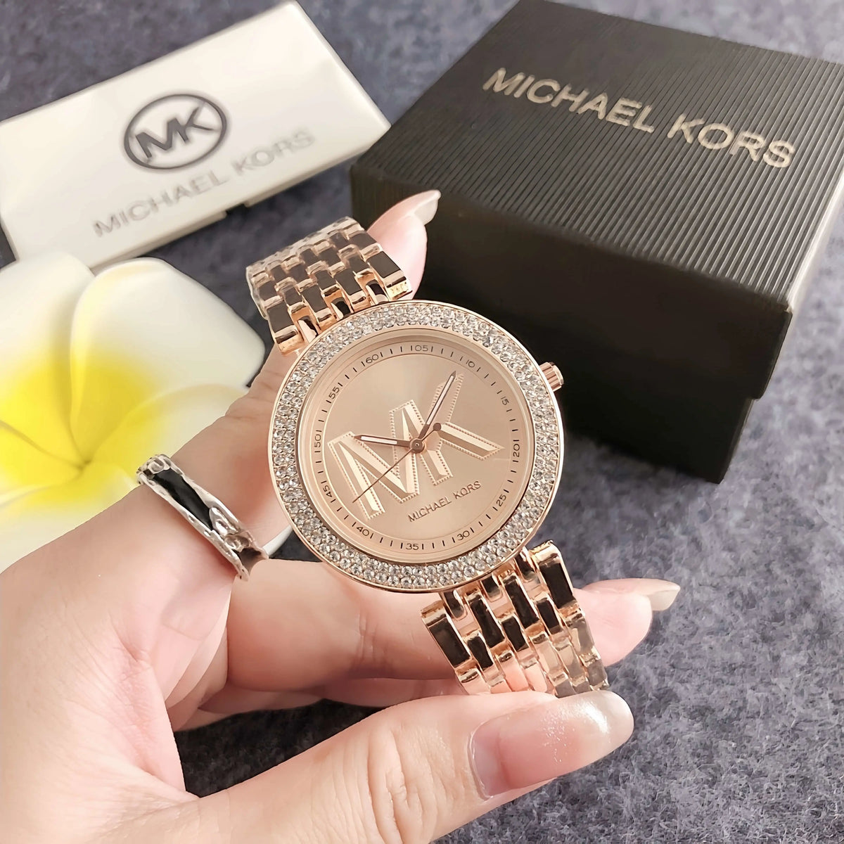 Brand New Michael Kors Women's Luxury and Elegant Alloy Chronograph Watch Bag, Diamond-Studded Design, Women's Stylish Business